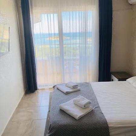 Adils Hotel *